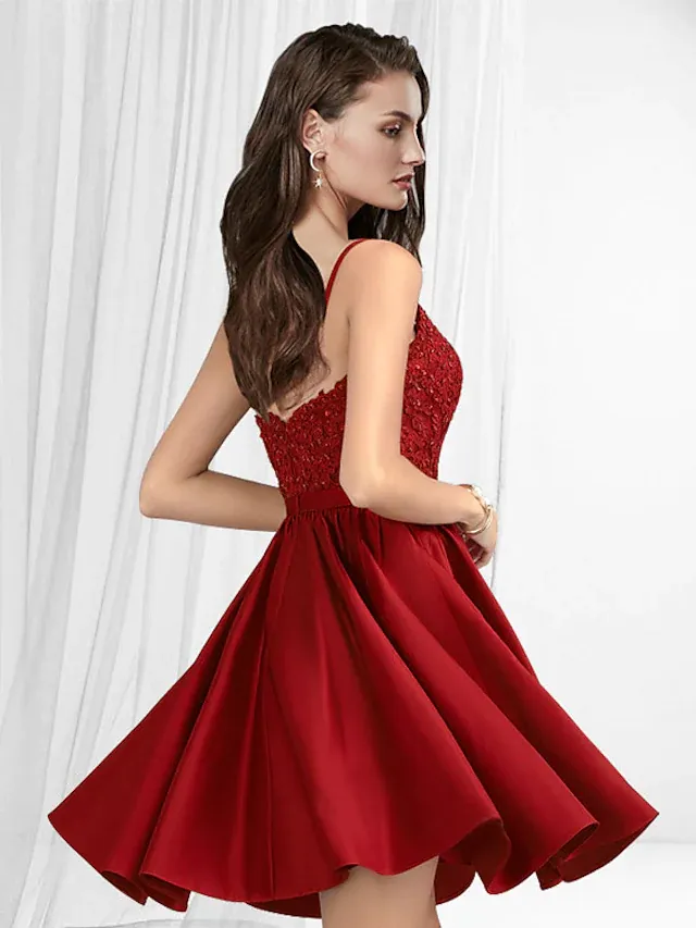 A-Line Minimalist Sexy Homecoming Party Wear Dress V Neck Spaghetti Strap Sleeveless Short Mini Lace Satin Cocktail Dress