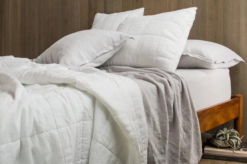 Linen Box Quilted Sham Set (White)