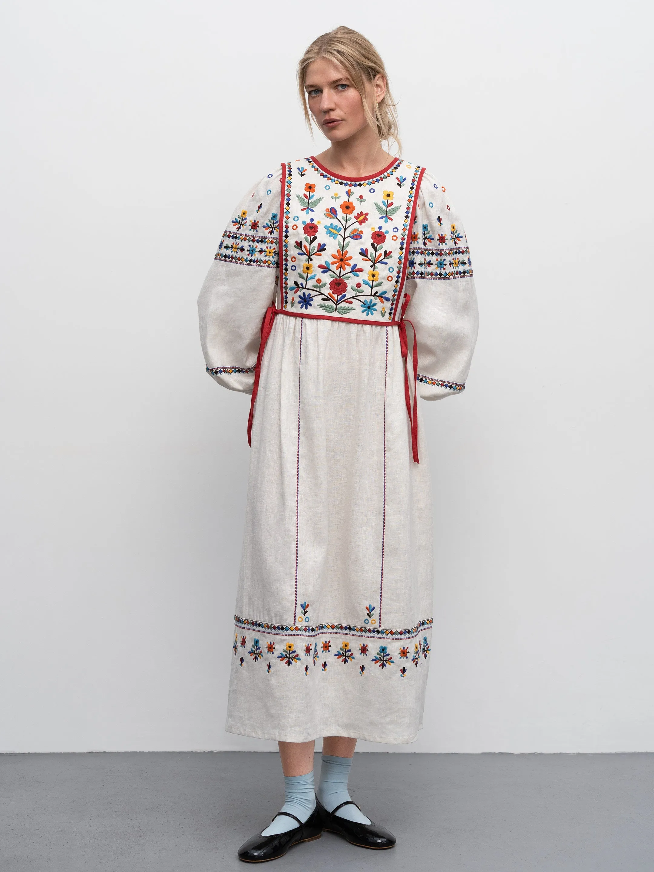 Linen embroidered vest with ties Yaryna